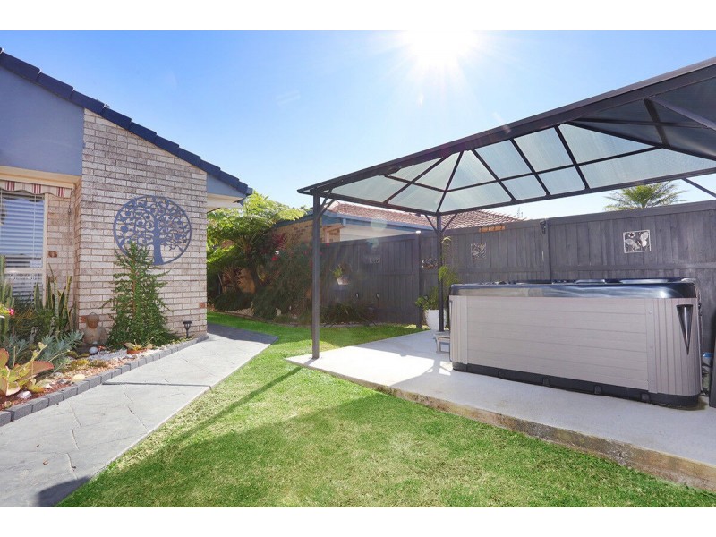 27 Numbat Court, Coombabah QLD 4216