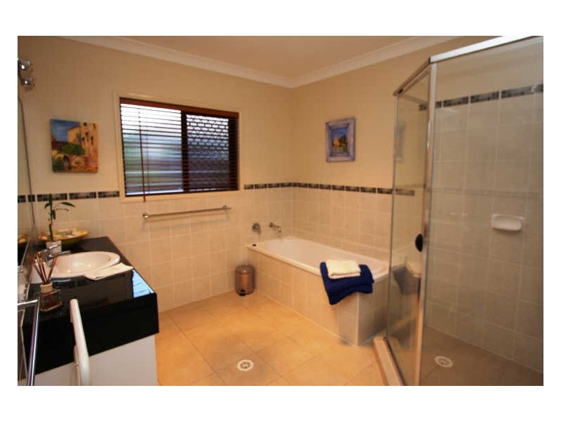 28 Southaven Drive, Helensvale QLD 4212
