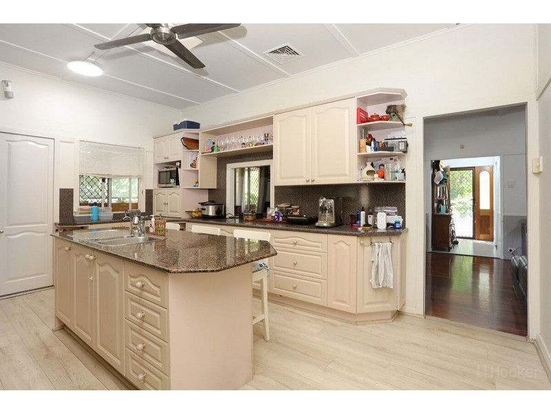 69 Bernecker Street, Carina QLD 4152