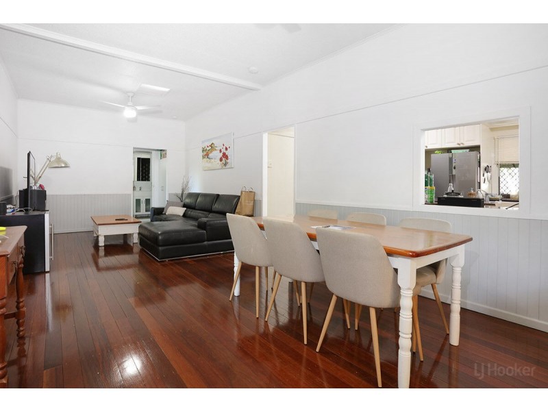 69 Bernecker Street, Carina QLD 4152