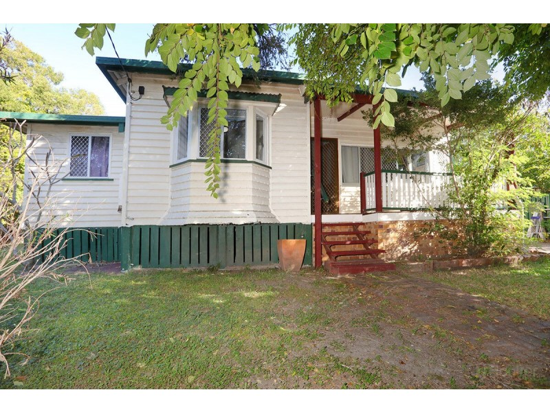 69 Bernecker Street, Carina QLD 4152