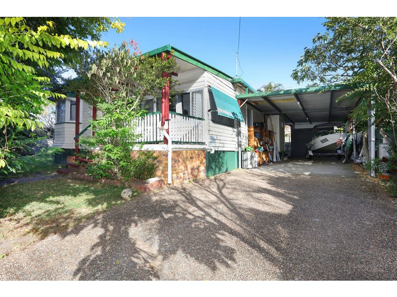 69 Bernecker Street, Carina QLD 4152