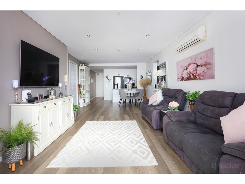 1811/2 Aqua Street, Southport QLD 4215