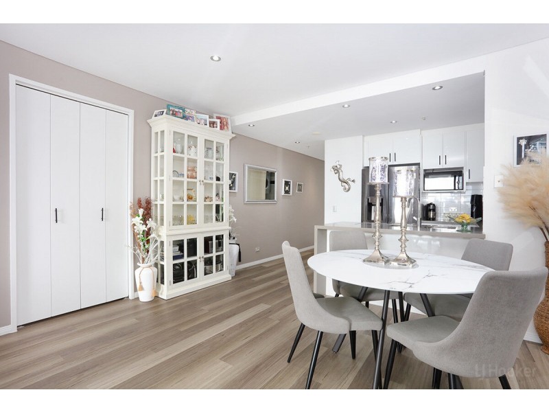 1811/2 Aqua Street, Southport QLD 4215