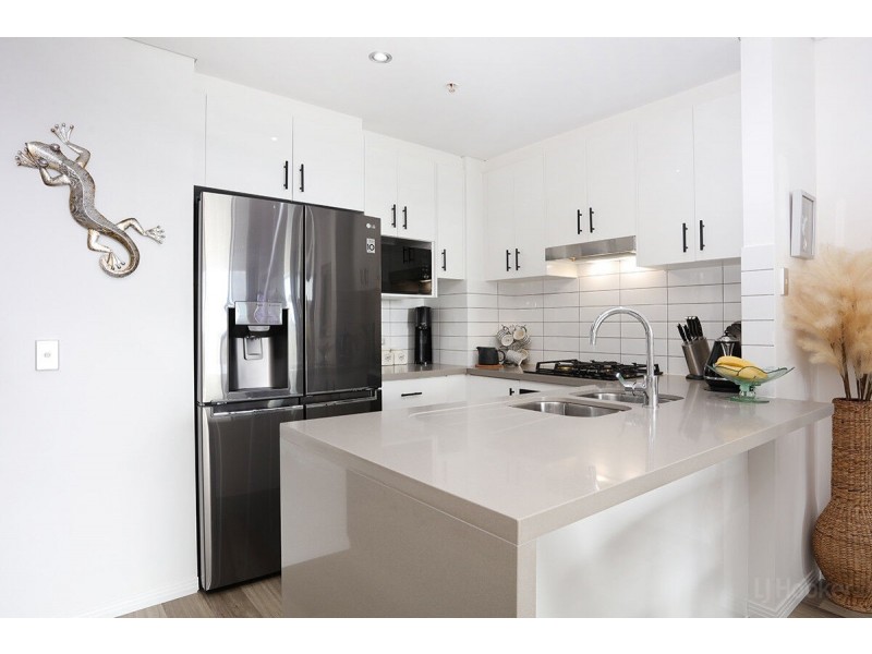 1811/2 Aqua Street, Southport QLD 4215