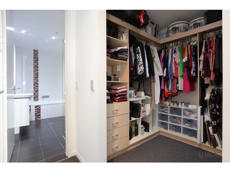 1811/2 Aqua Street, Southport QLD 4215