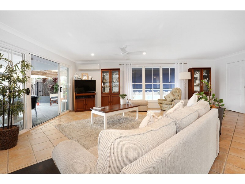 29 Monterey Keys Drive, Helensvale QLD 4212