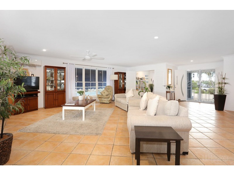 29 Monterey Keys Drive, Helensvale QLD 4212