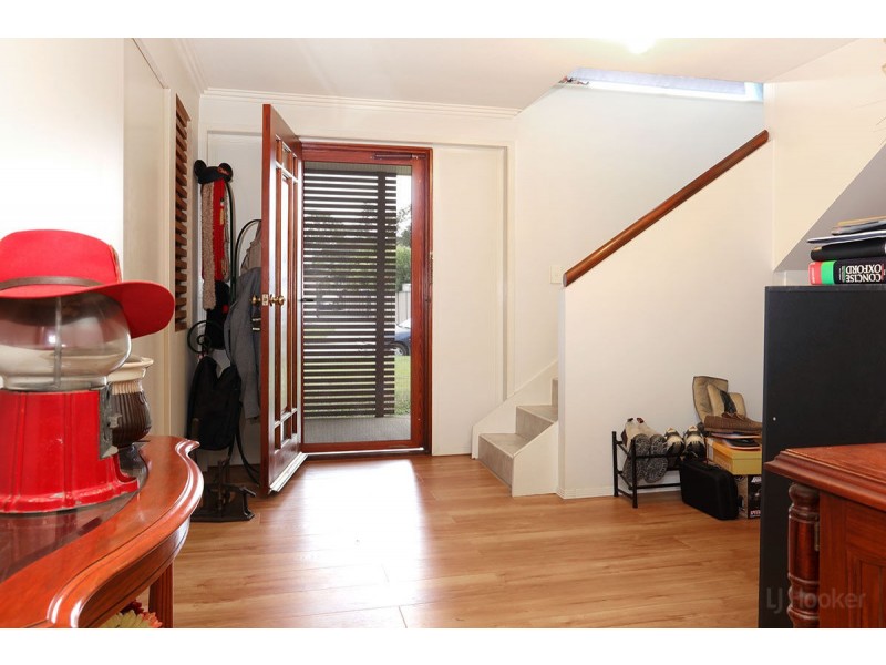 51 Nalkari Street, Coombabah QLD 4216