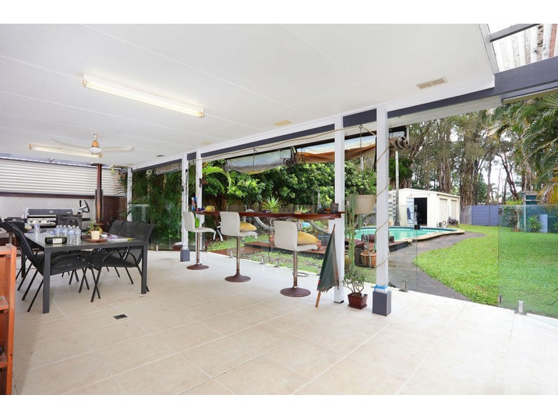 51 Nalkari Street, Coombabah QLD 4216