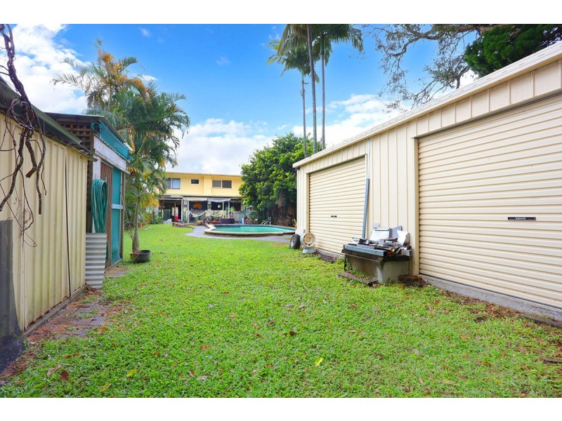51 Nalkari Street, Coombabah QLD 4216