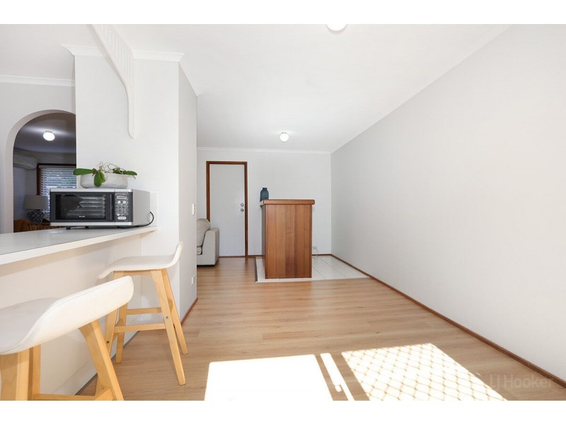 1/12 Robin Joy Close, Labrador QLD 4215