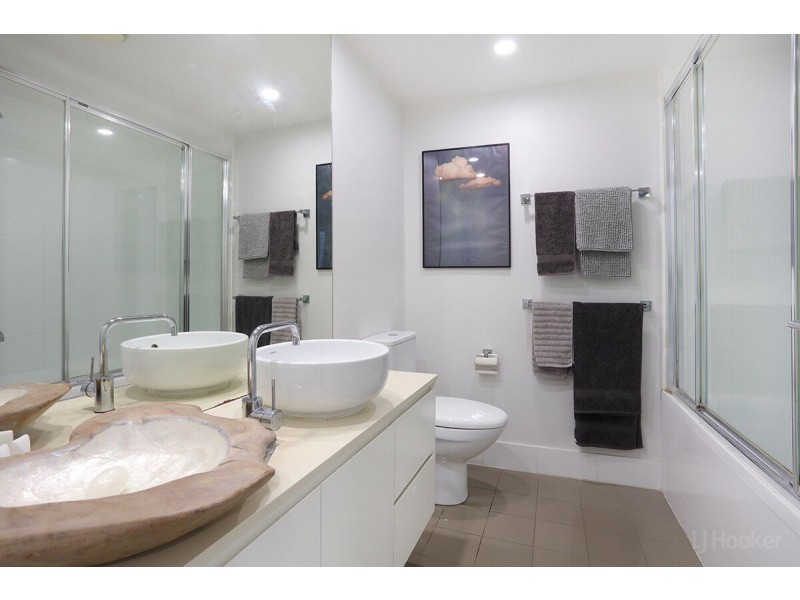 1206/438 Marine Parade, Biggera Waters QLD 4216