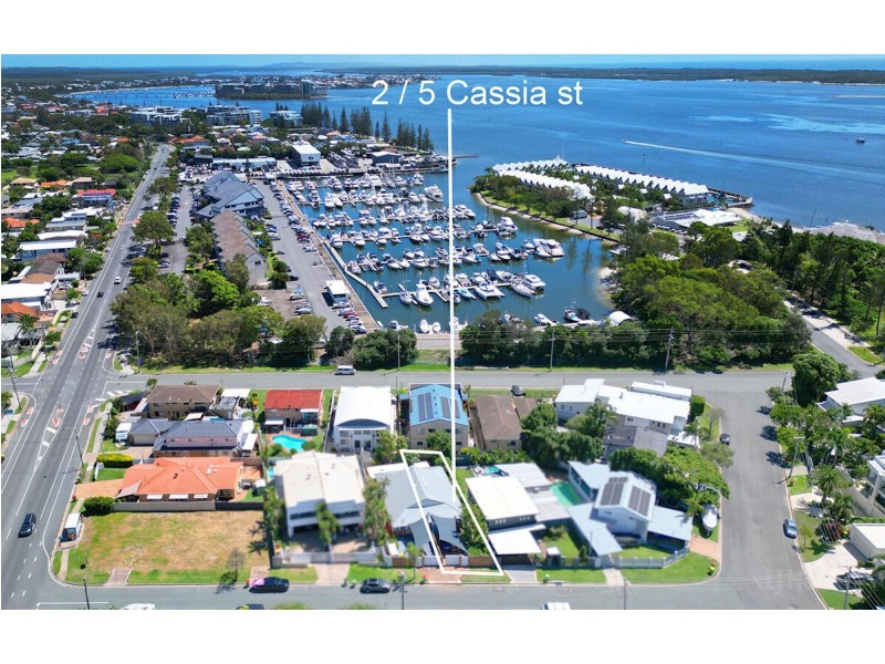 2/5 Cassia Street, Runaway Bay QLD 4216