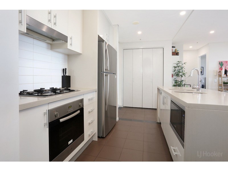 1906/2 Aqua Street, Southport QLD 4215