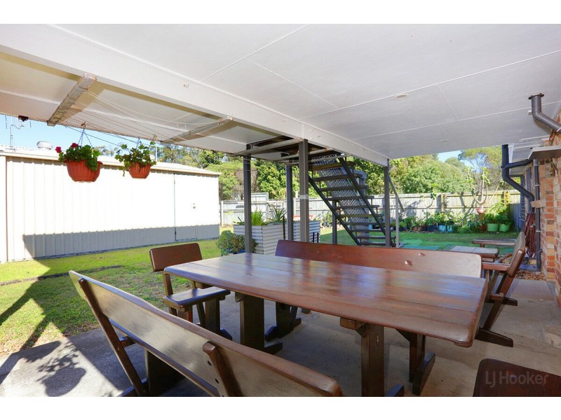 84 Poinsettia Avenue, Runaway Bay QLD 4216