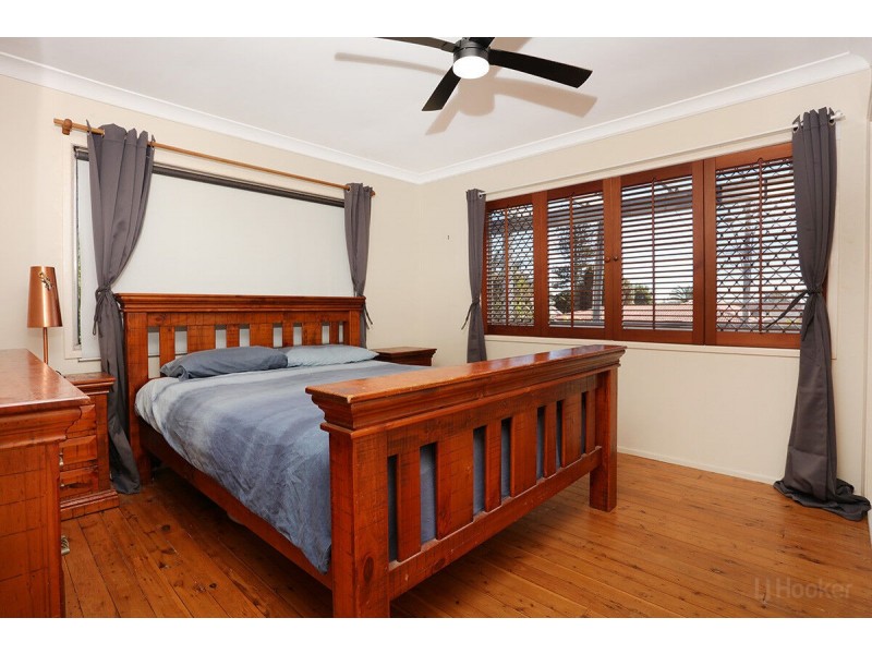 84 Poinsettia Avenue, Runaway Bay QLD 4216