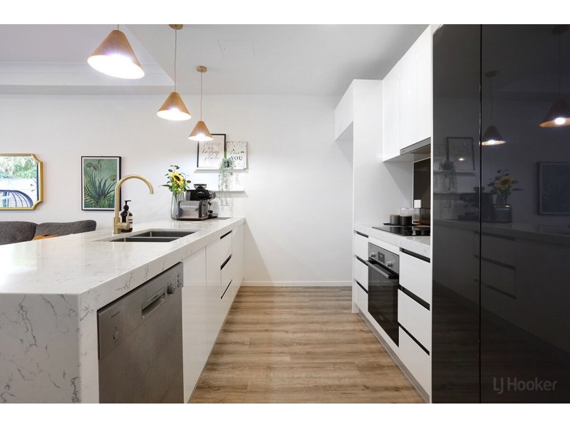 17/4a Hansford Road, Coombabah QLD 4216