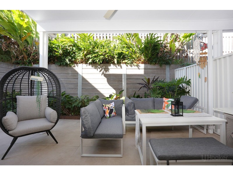 17/4a Hansford Road, Coombabah QLD 4216