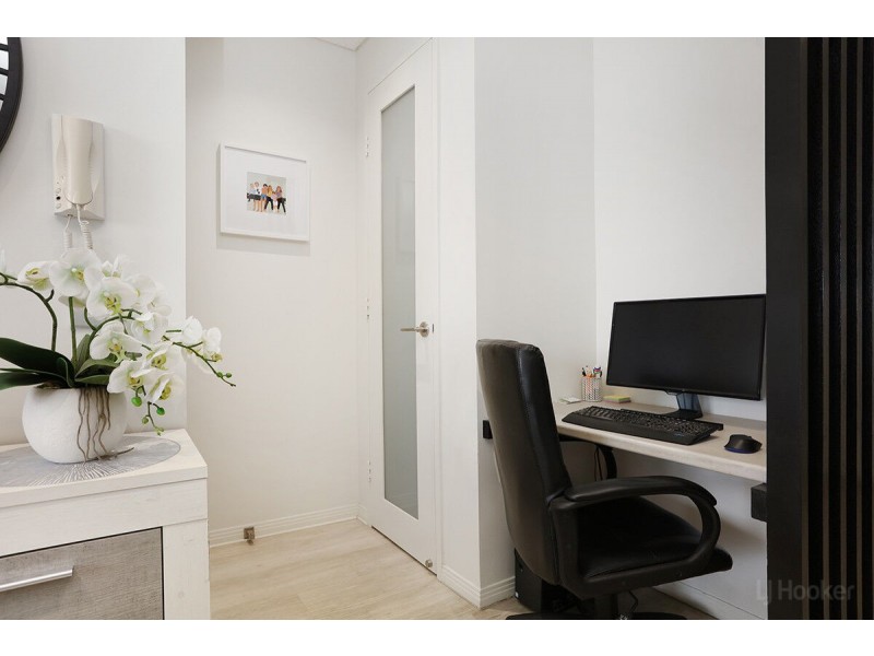 1807/2 Aqua Street, Southport QLD 4215