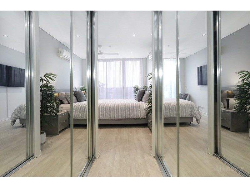 1807/2 Aqua Street, Southport QLD 4215