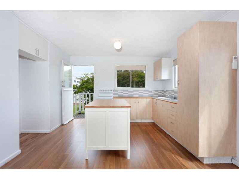 10 Clam Street, Runaway Bay QLD 4216