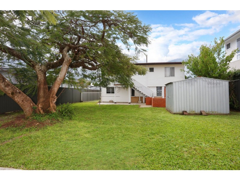 10 Clam Street, Runaway Bay QLD 4216