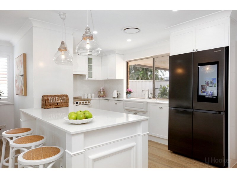 27 Gooding Drive, Coombabah QLD 4216