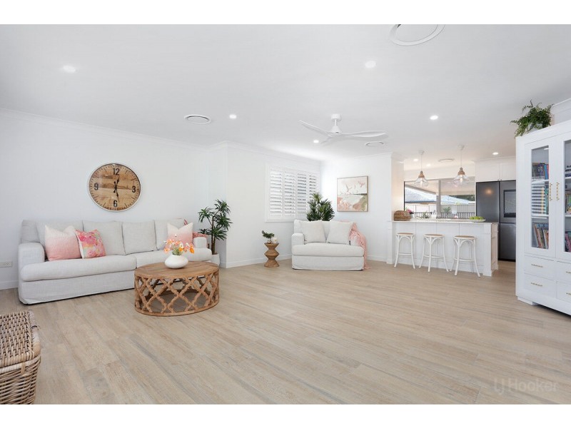 27 Gooding Drive, Coombabah QLD 4216