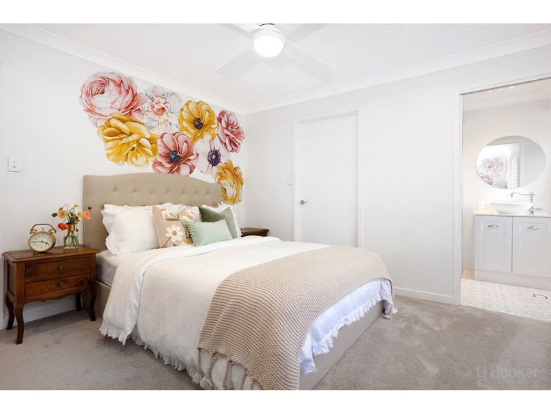27 Gooding Drive, Coombabah QLD 4216