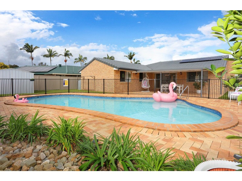 27 Gooding Drive, Coombabah QLD 4216