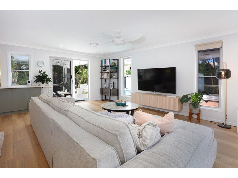 52 Gooding Drive, Coombabah QLD 4216