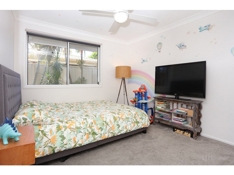 52 Gooding Drive, Coombabah QLD 4216