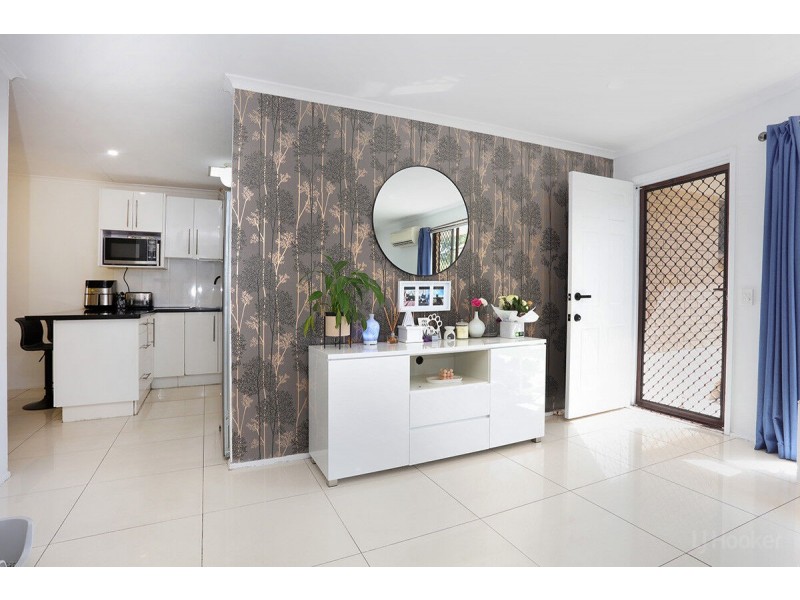 2/28 Kangaroo Avenue, Coombabah QLD 4216