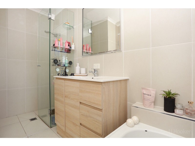 2/28 Kangaroo Avenue, Coombabah QLD 4216