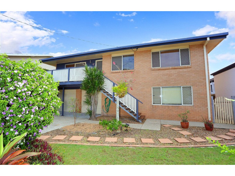 25 Clam Street, Runaway Bay QLD 4216