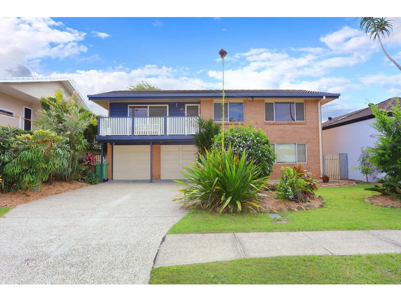 25 Clam Street, Runaway Bay QLD 4216