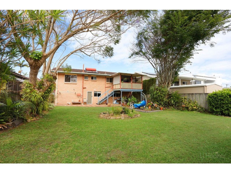 25 Clam Street, Runaway Bay QLD 4216