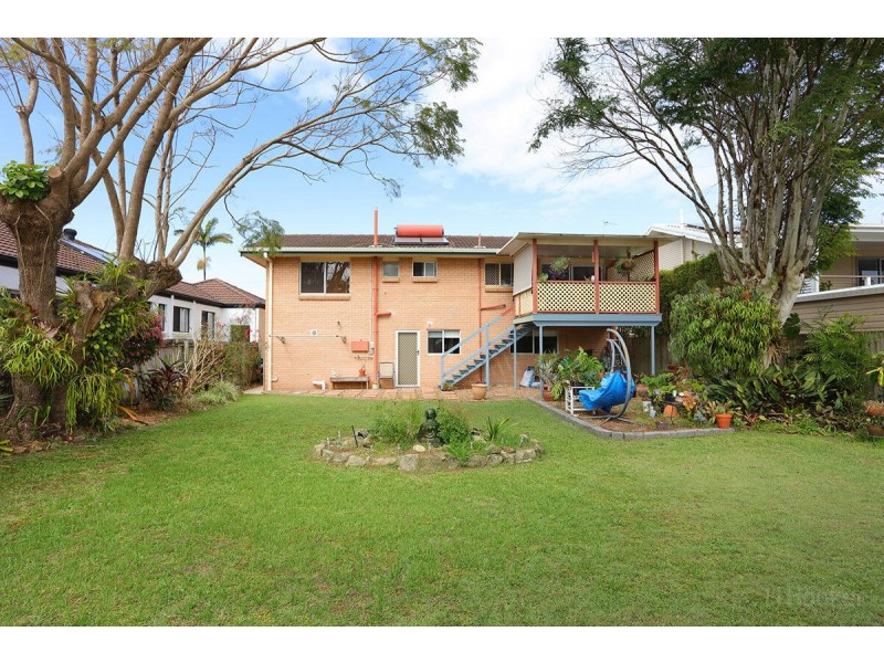 25 Clam Street, Runaway Bay QLD 4216