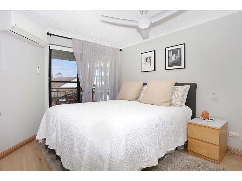 31/452 Marine Parade, Biggera Waters QLD 4216