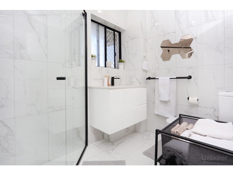 31/452 Marine Parade, Biggera Waters QLD 4216