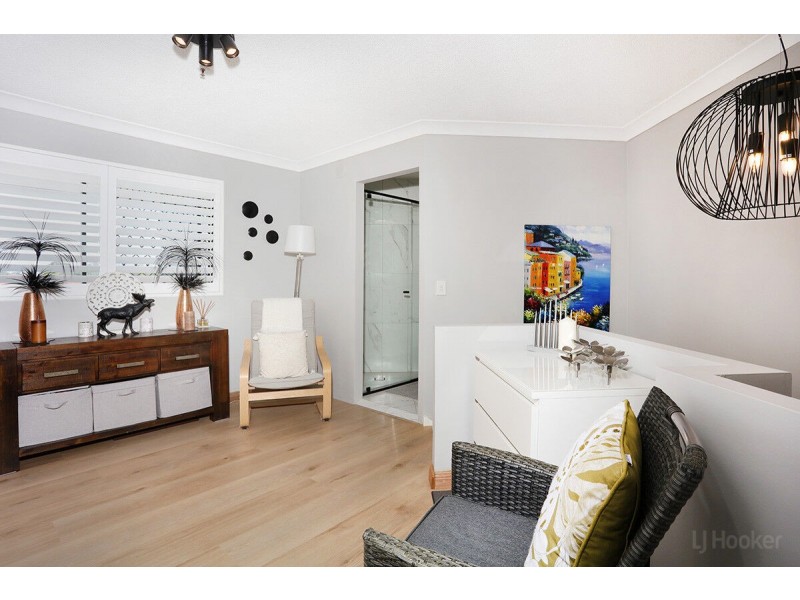 31/452 Marine Parade, Biggera Waters QLD 4216