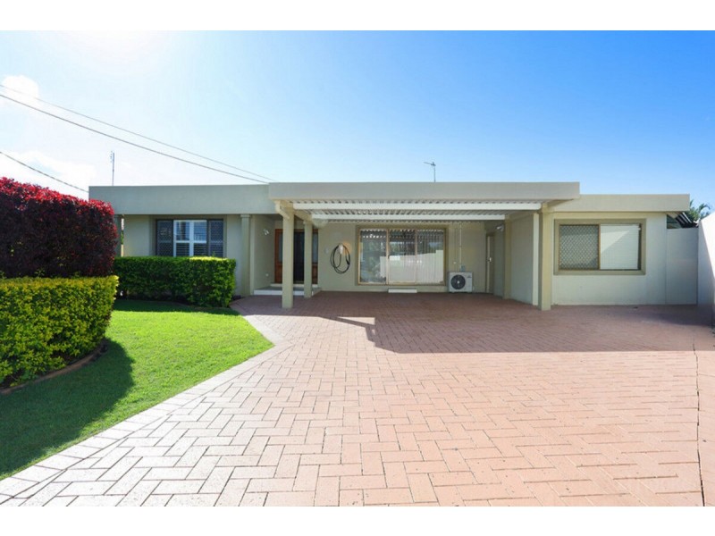 11 Topaz Court, Hollywell QLD 4216