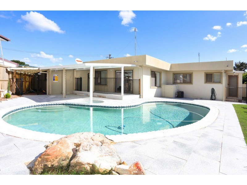 11 Topaz Court, Hollywell QLD 4216