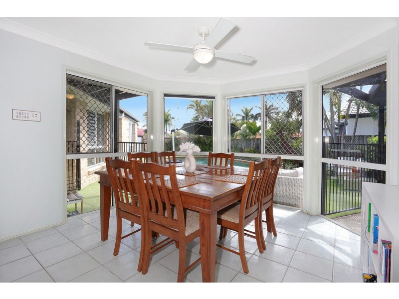 5 Pottery Row, Runaway Bay QLD 4216