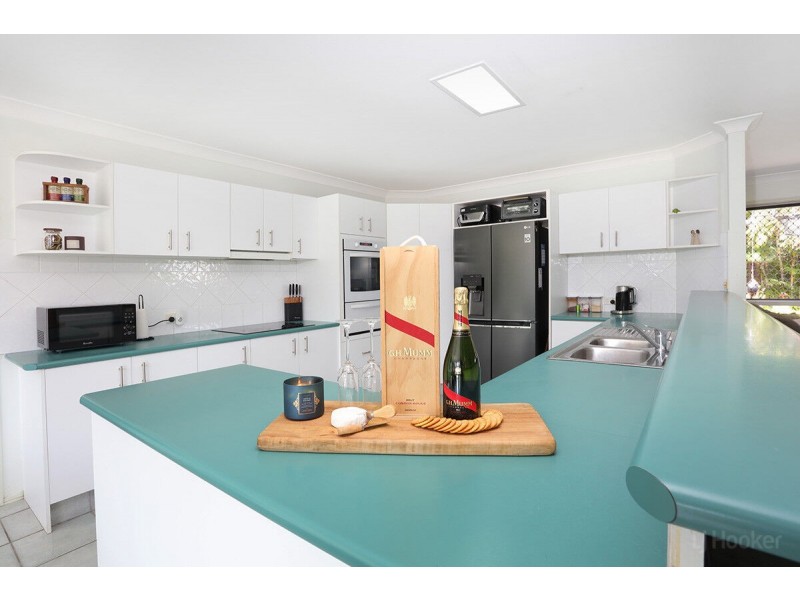 5 Pottery Row, Runaway Bay QLD 4216