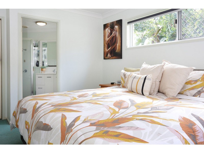 5 Pottery Row, Runaway Bay QLD 4216