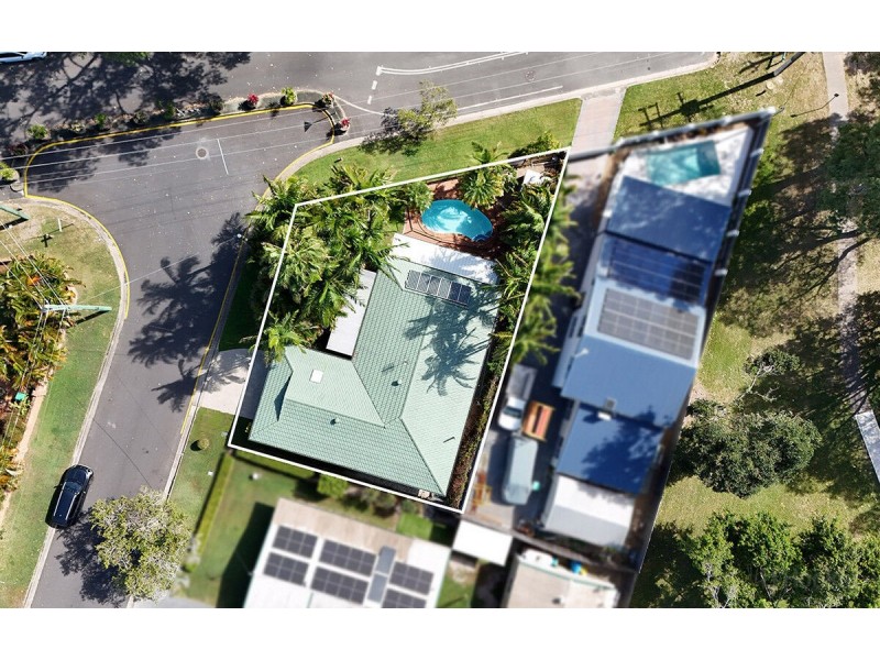 63 ALLINGA Street, Coombabah QLD 4216