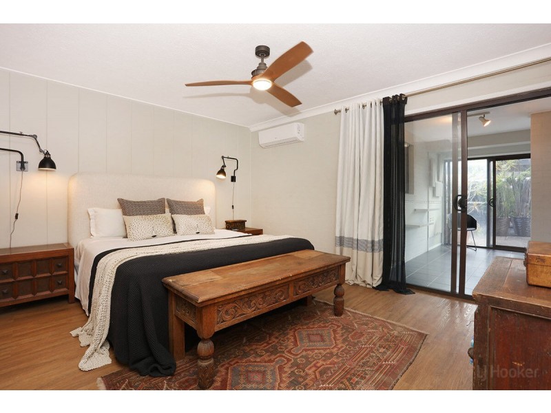 2/3 Muscovey Avenue, Paradise Point QLD 4216