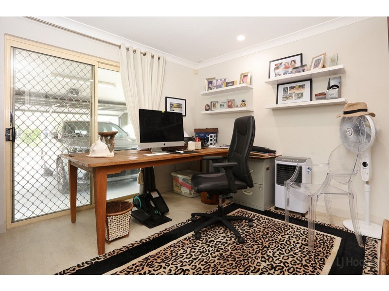 30 Nalkari Street, Coombabah QLD 4216